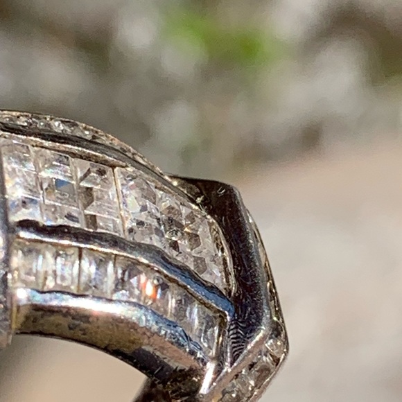 Sterling Silver 925 Cubic Zirconia Ring - Picture 12 of 12